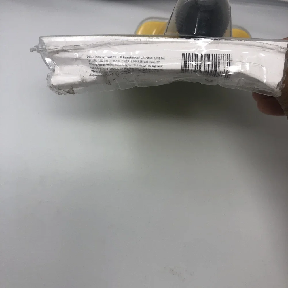 SOLD FURminator deShedding Tool with 4 Edge for Large Dogs 51-90 Lb Short Hair - Picture 3 of 7